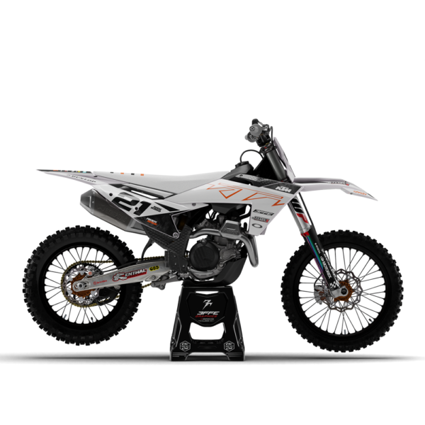 ktm-right-white-lato-1000x1000